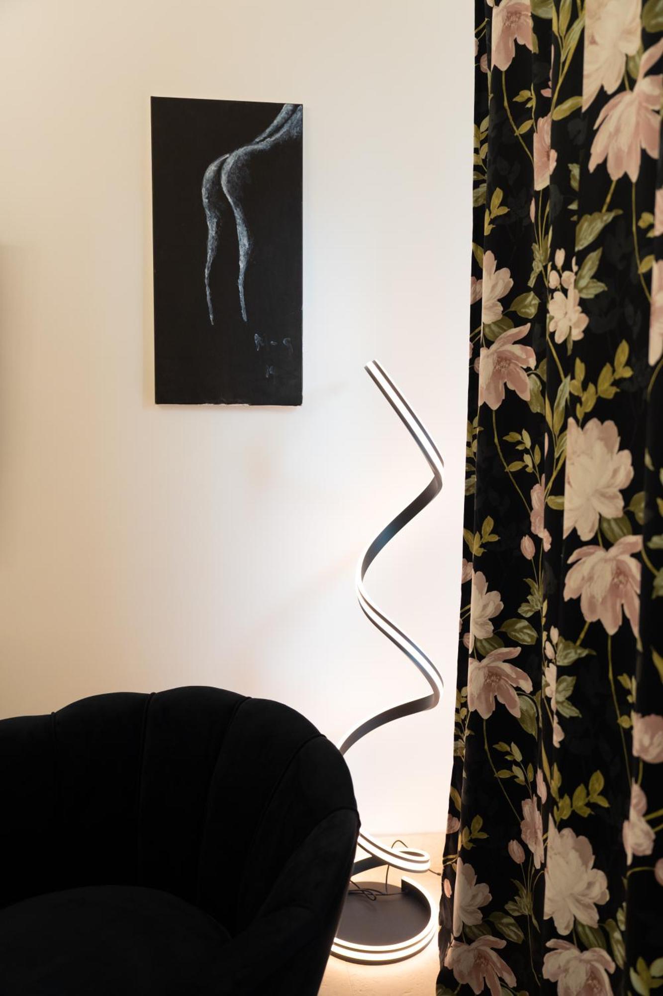 The White Knight Premium Boutique Hotel Għajnsielem Εξωτερικό φωτογραφία