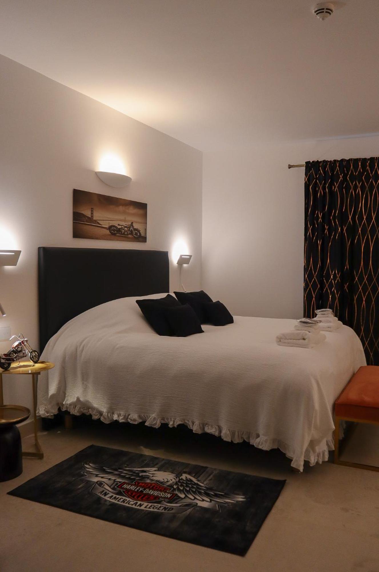 The White Knight Premium Boutique Hotel Għajnsielem Εξωτερικό φωτογραφία